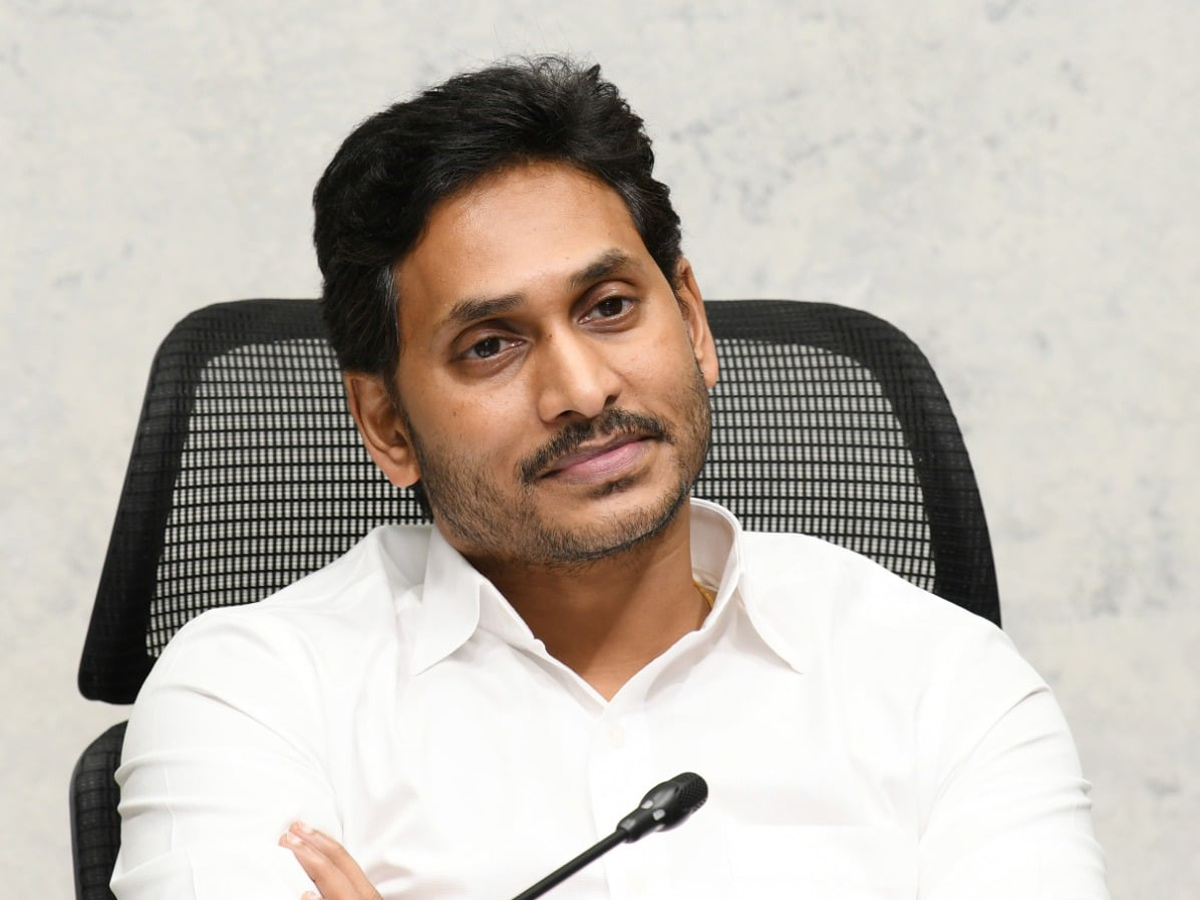 AP CM YS Jagan Launches Swechha Program - Sakshi9