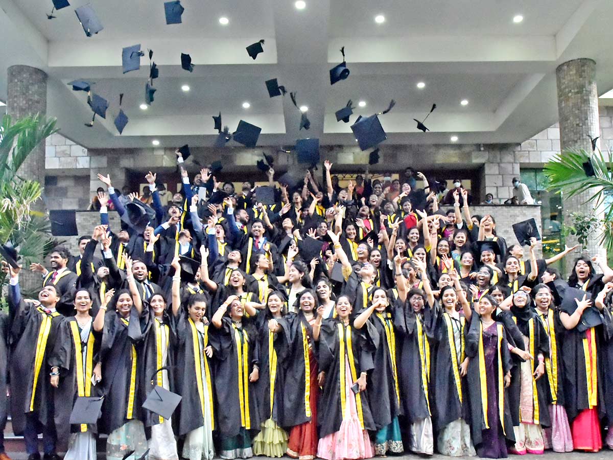 Guntur Medical College Graduation Ceremony Photo Gallery - Sakshi10