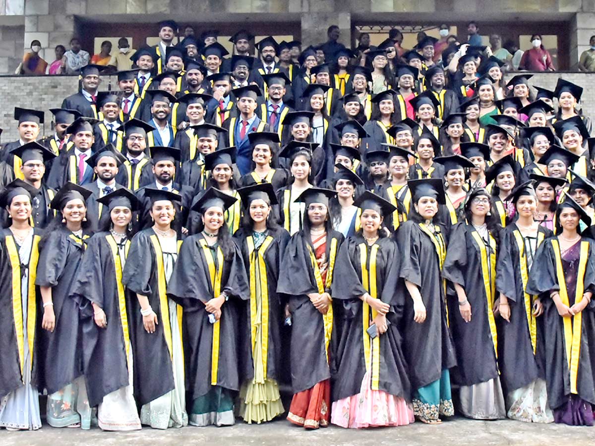 Guntur Medical College Graduation Ceremony Photo Gallery - Sakshi11