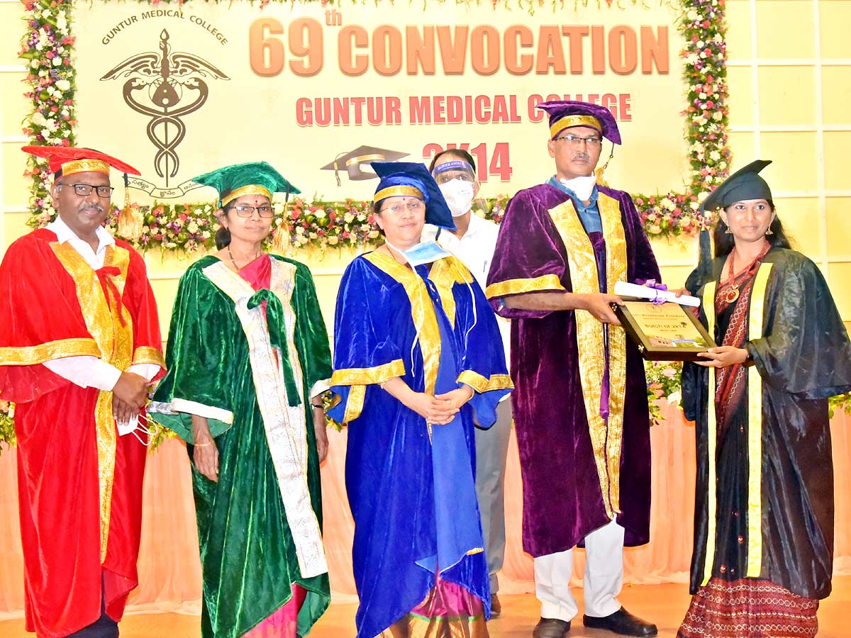 Guntur Medical College Graduation Ceremony Photo Gallery - Sakshi6