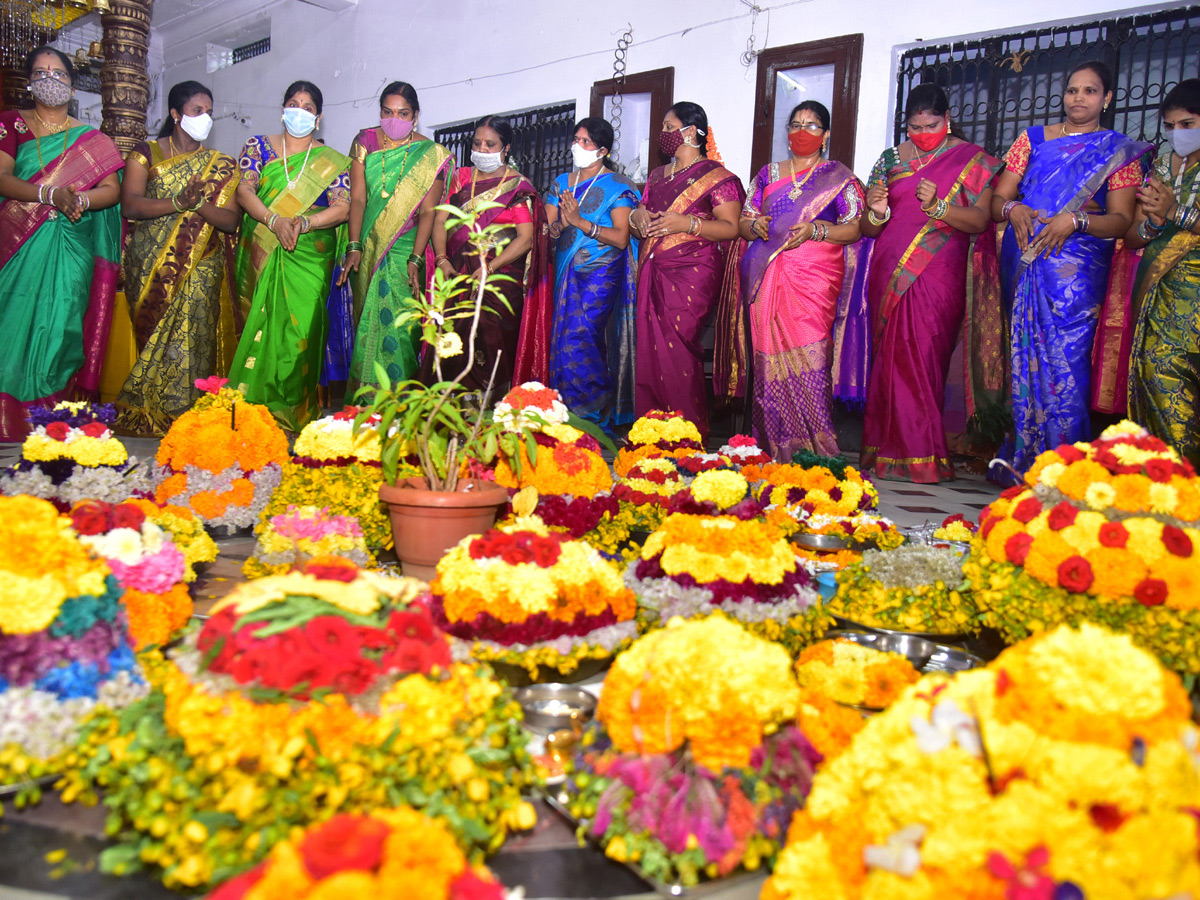 Photos : Bathukamma Festival Photo Gallery - Sakshi7