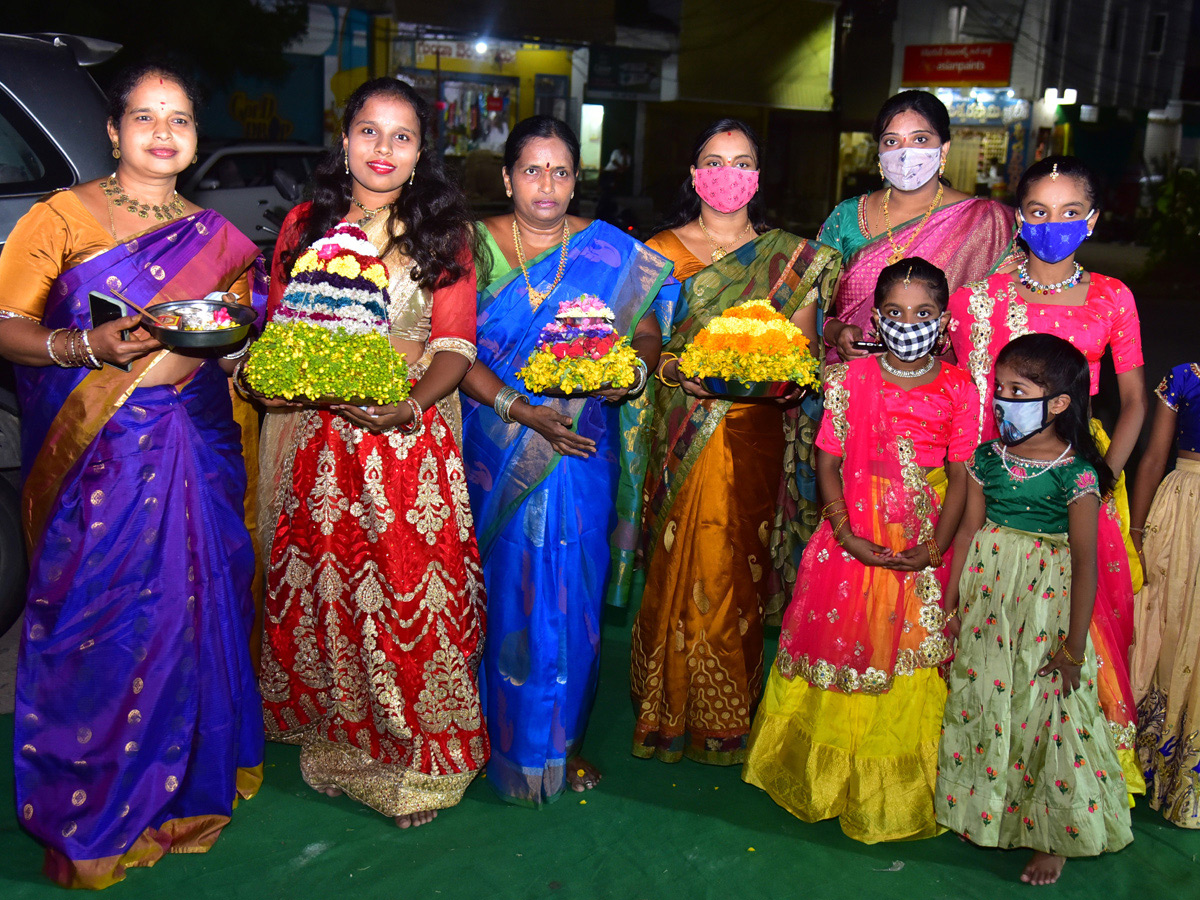 Photos : Bathukamma Festival Photo Gallery - Sakshi9