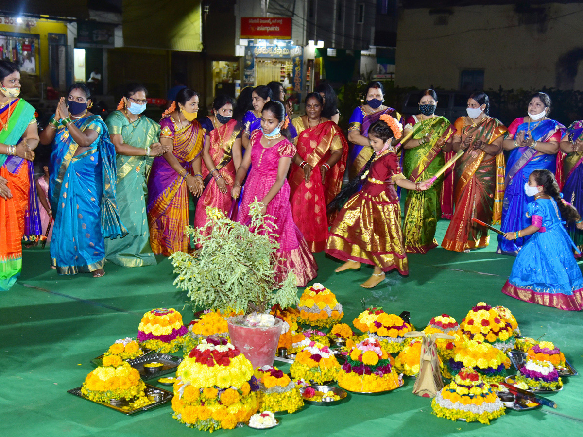 Photos : Bathukamma Festival Photo Gallery - Sakshi10