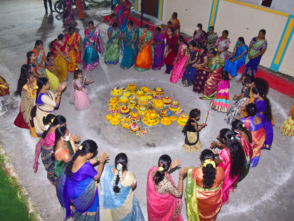 Photos : Bathukamma Festival Photo Gallery - Sakshi17