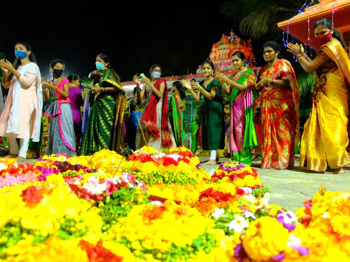 Photos : Bathukamma Festival Photo Gallery - Sakshi20