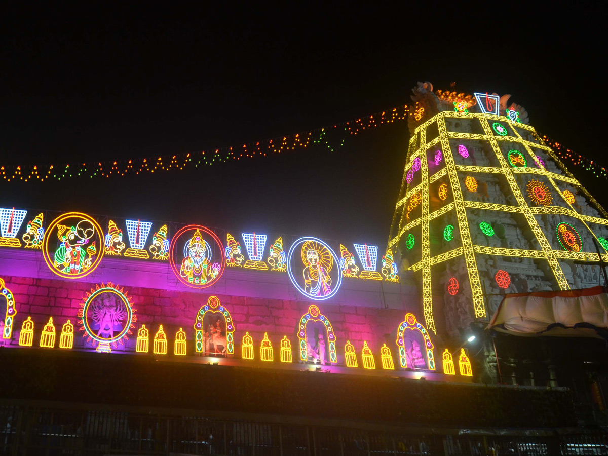 Photos : Tirumala Salakatla Brahmotsavam - Sakshi28