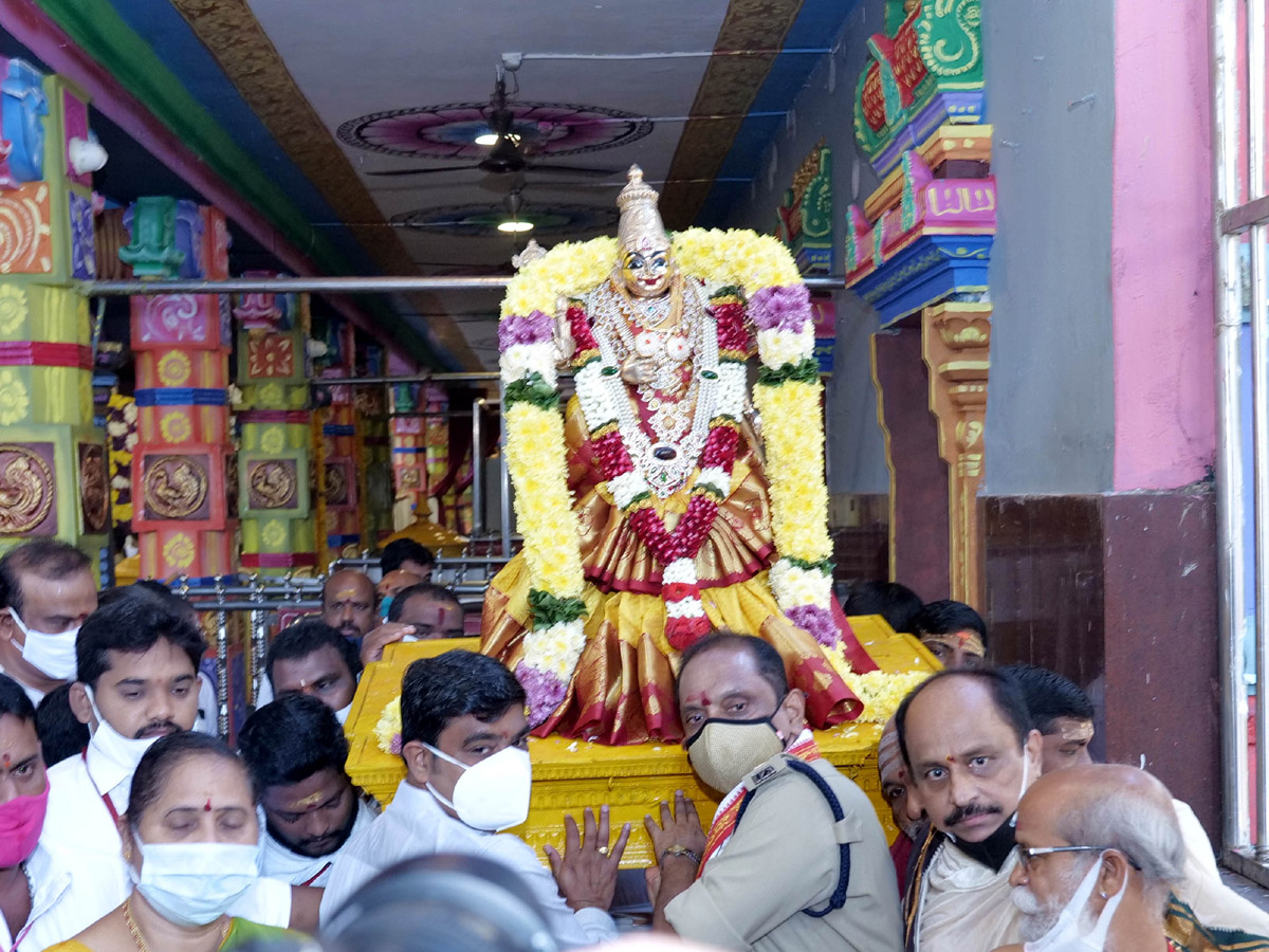 Dasara Navaratri Utsavalu At Indrakeeladri Vijayawada - Sakshi8