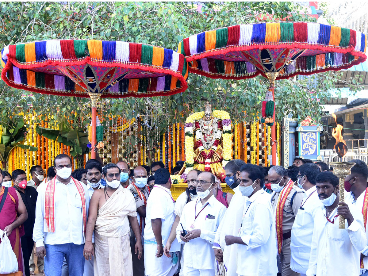 Dasara Navaratri Utsavalu At Indrakeeladri Vijayawada - Sakshi11