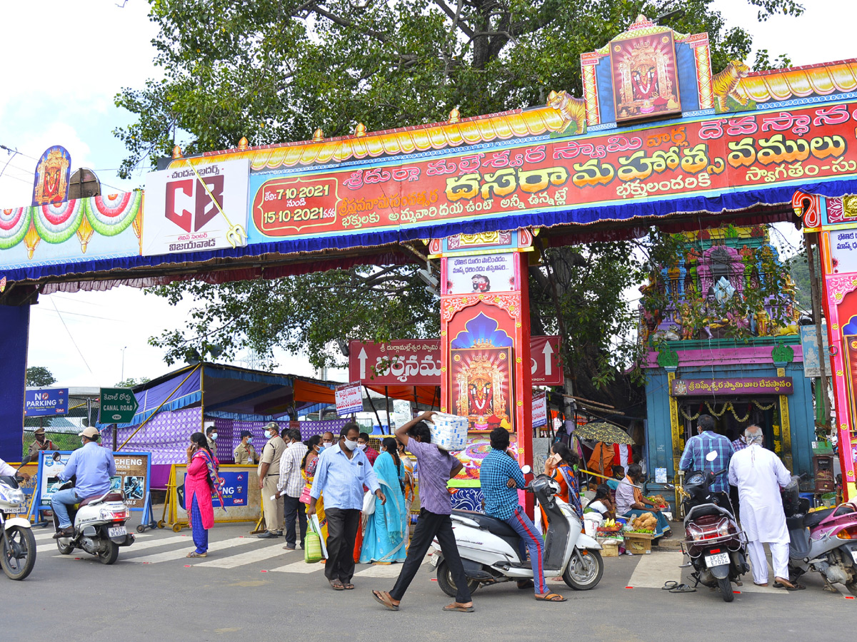 Dasara Navaratri Utsavalu At Indrakeeladri Vijayawada - Sakshi21