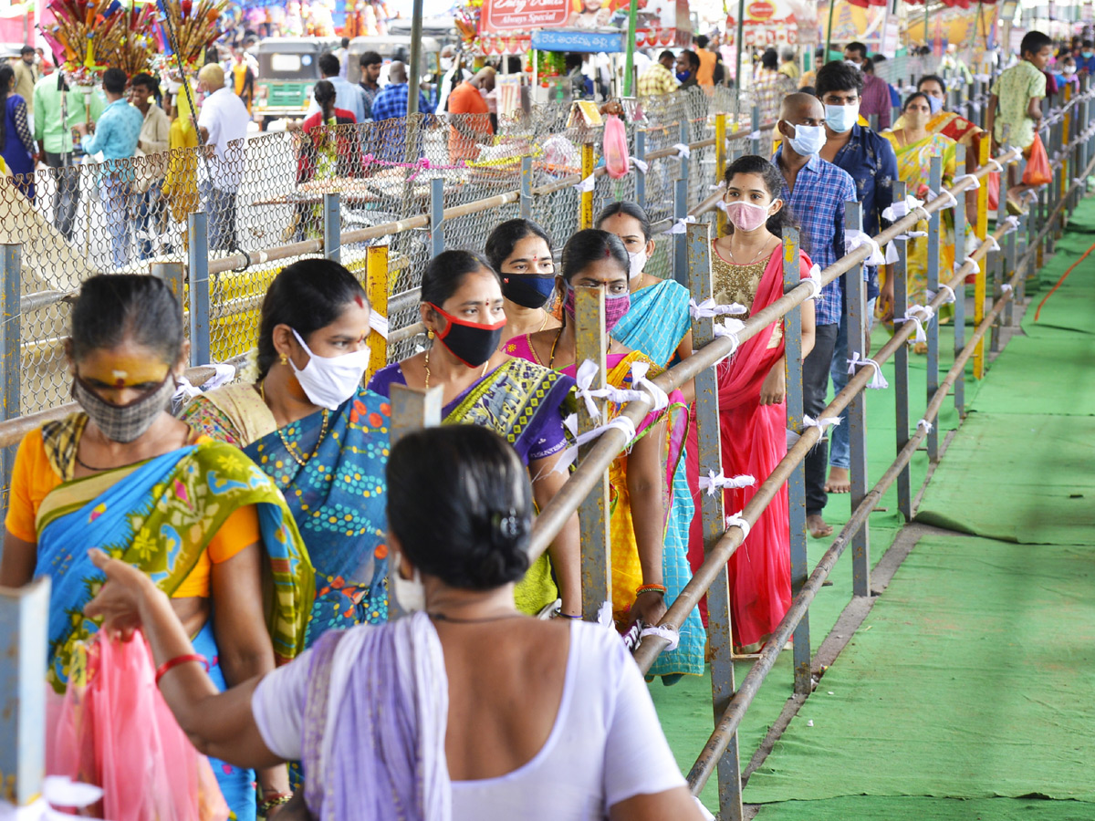 Dasara Navaratri Utsavalu At Indrakeeladri Vijayawada - Sakshi22