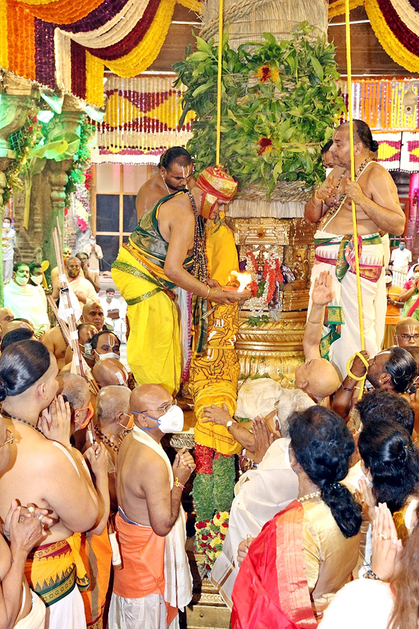 Srivari Brahmotsavam: Dhwaja Arohanam At Tirumala - Sakshi12