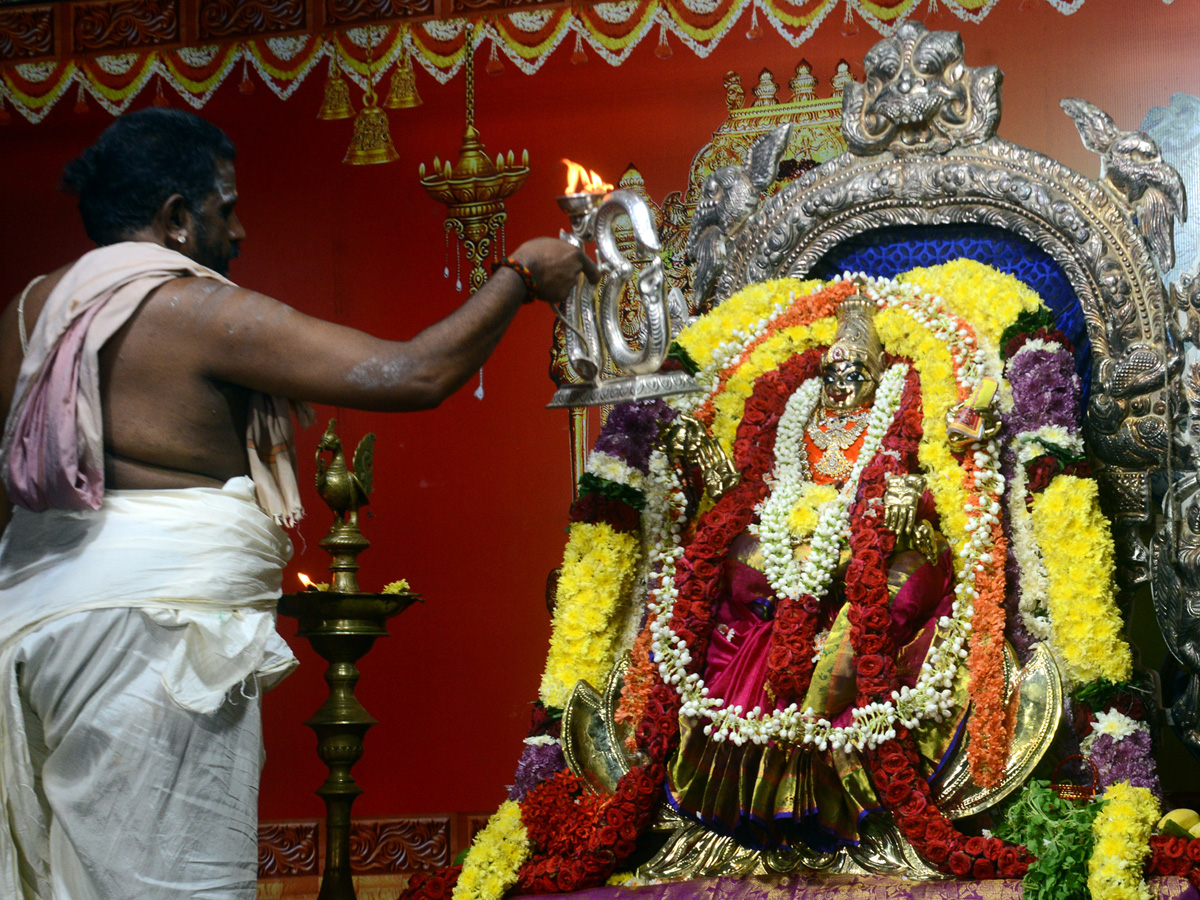 Sri Bala Tripura Sundari Devi Alankaram At Kanaka Durga Temple Photo Gallery - Sakshi1