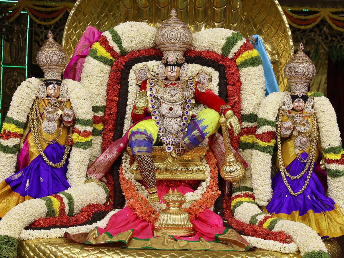 Srivari Brahmotsavam: Dhwaja Arohanam At Tirumala - Sakshi1