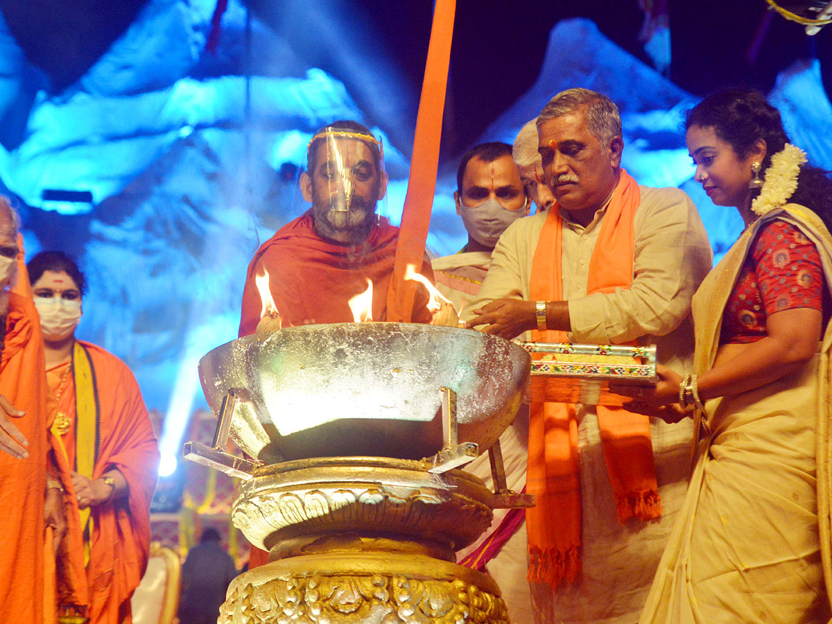 Koti Deepotsavam 2021 Hyderabad HD Photos - Sakshi11