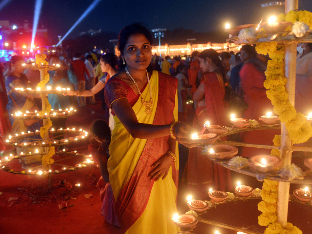 Koti Deepotsavam 2021 Hyderabad HD Photos - Sakshi9