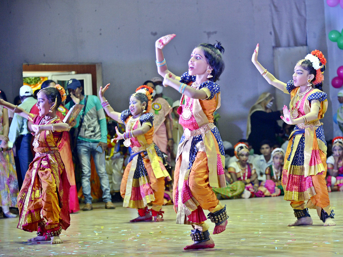 Childrens Day Celebrations At Vijayawada Photo Gallery  - Sakshi2