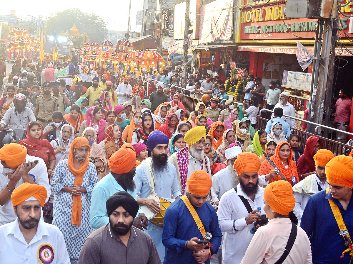 Sri Guru Granth Sahib Ji Parkash Utsav 2021 Photo Gallery - Sakshi15