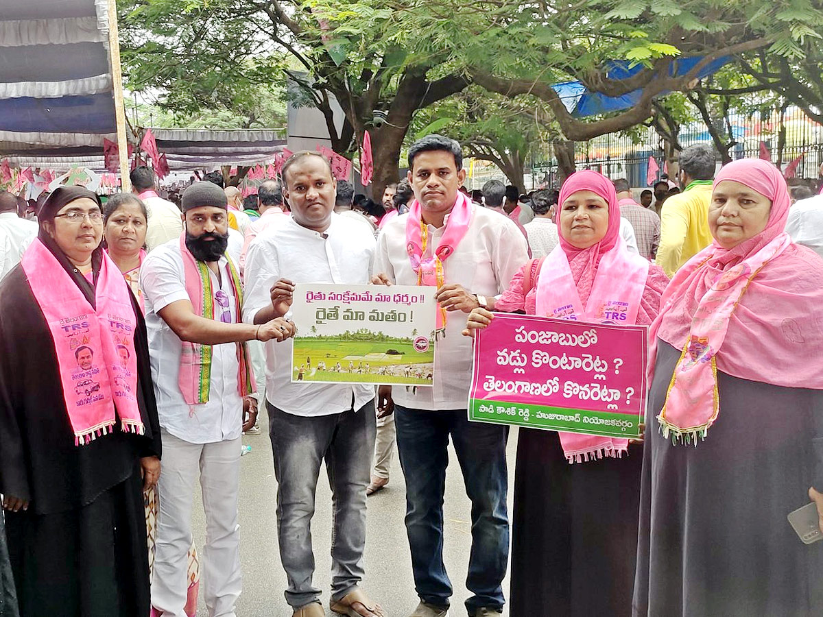 TRS Party Hold Maha Dharna At Indira Park Photo Gallery - Sakshi9