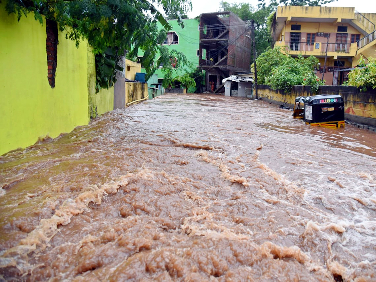 Tirumala Tirupati Rains Photos - Sakshi13