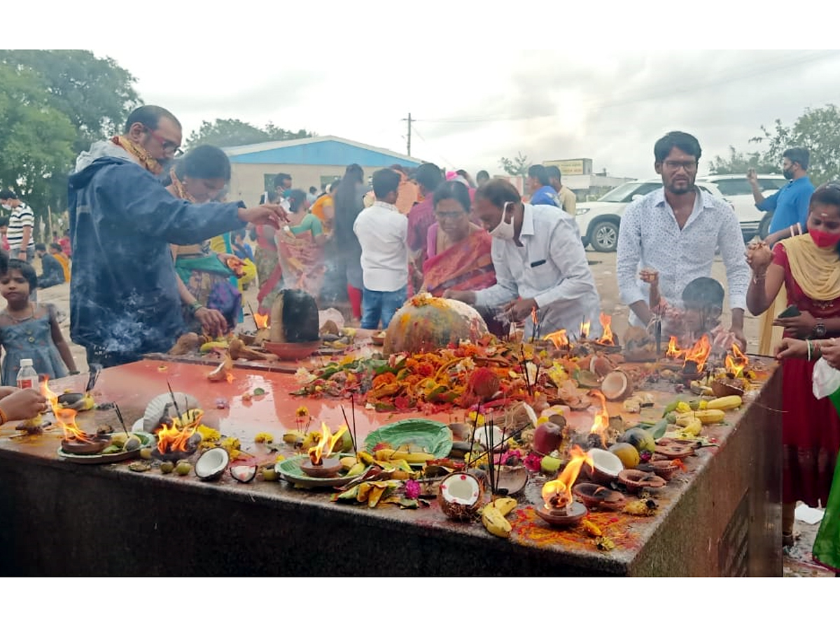 Karthika Pournami 2021 PHoto Gallery - Sakshi16