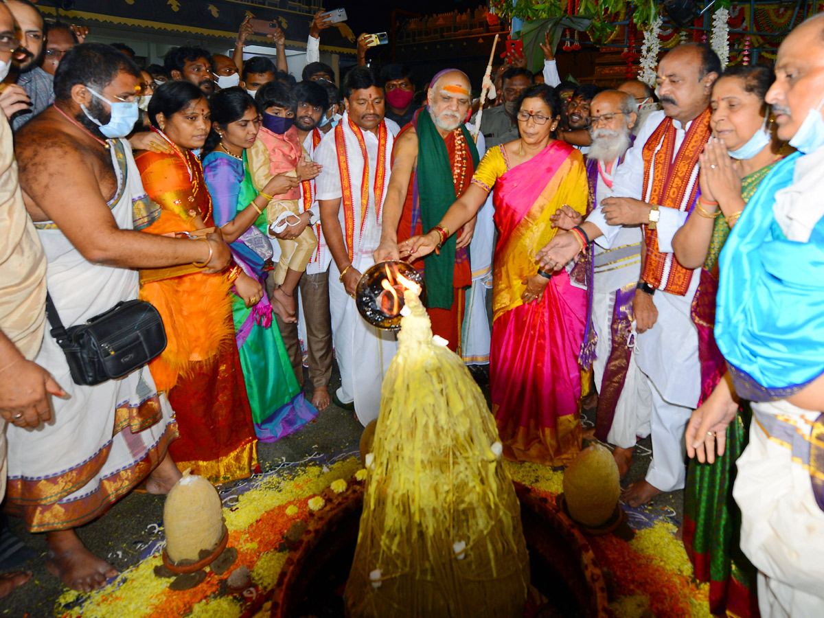 Koti Deepotsavam at Indrakeeladri Ammavari Temple Photos - Sakshi29