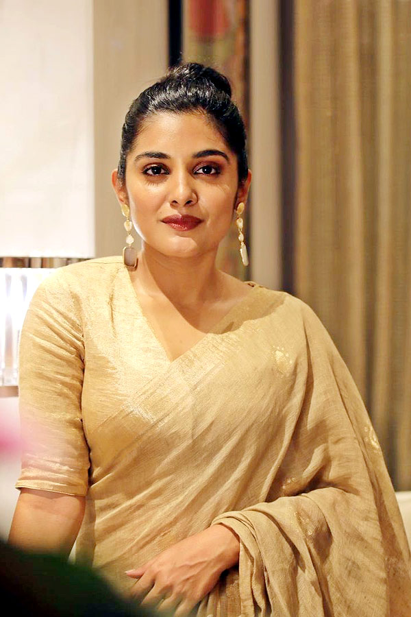 Nivetha Thomas Birthday Special Photo Ghallery - Sakshi14