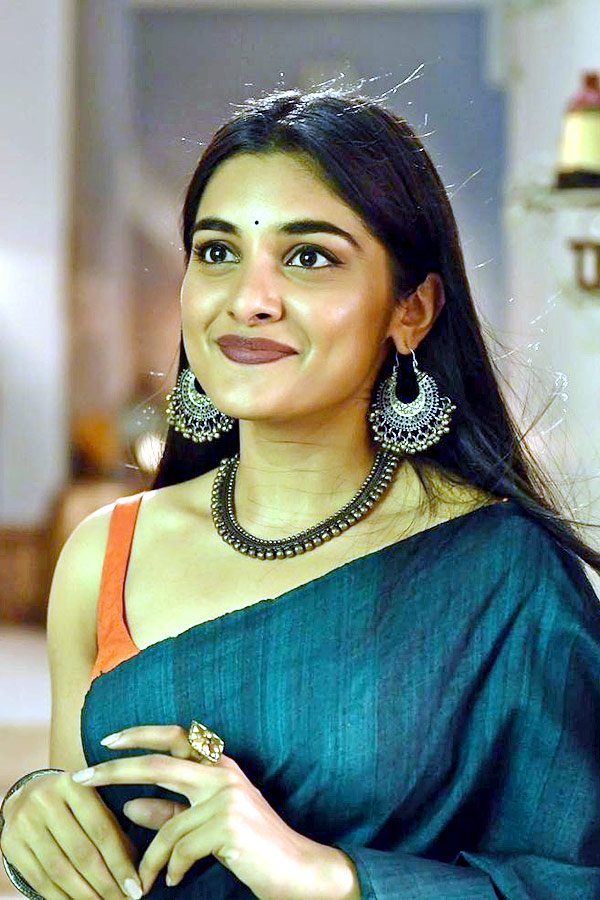 Nivetha Thomas Birthday Special Photo Ghallery - Sakshi27