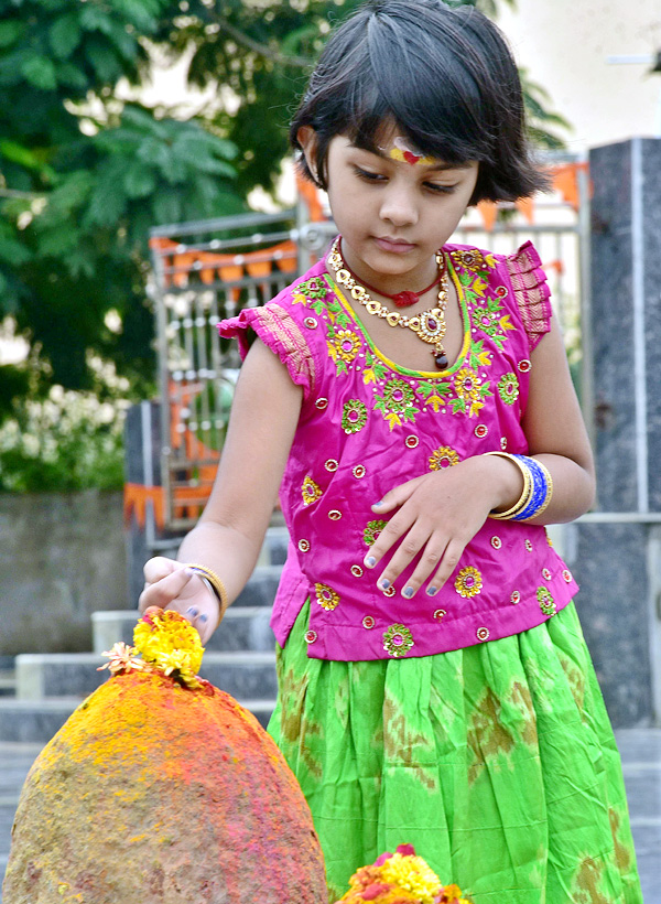 Karthika Pournami Celebrations in Warangal - Sakshi17