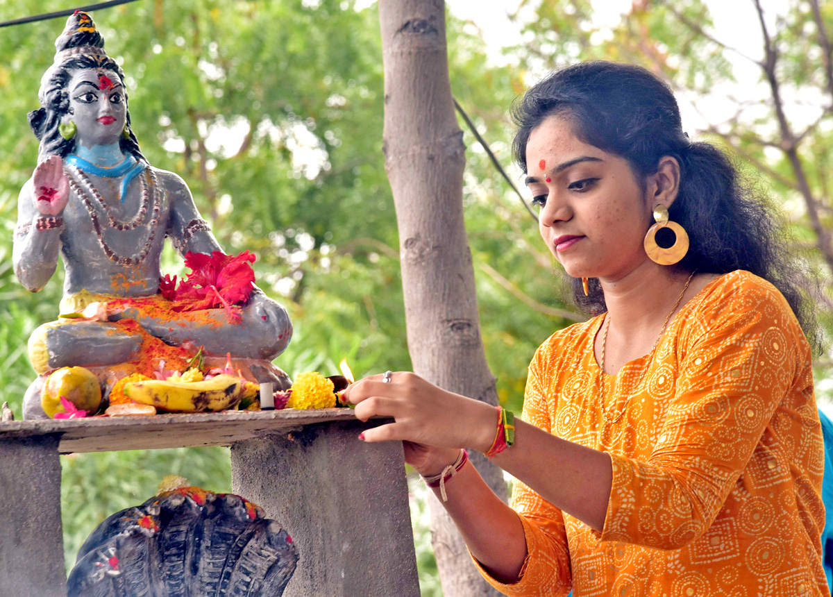 Karthika Pournami Celebrations in Warangal - Sakshi18