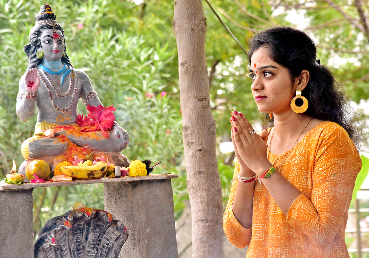 Karthika Pournami Celebrations in Warangal - Sakshi1