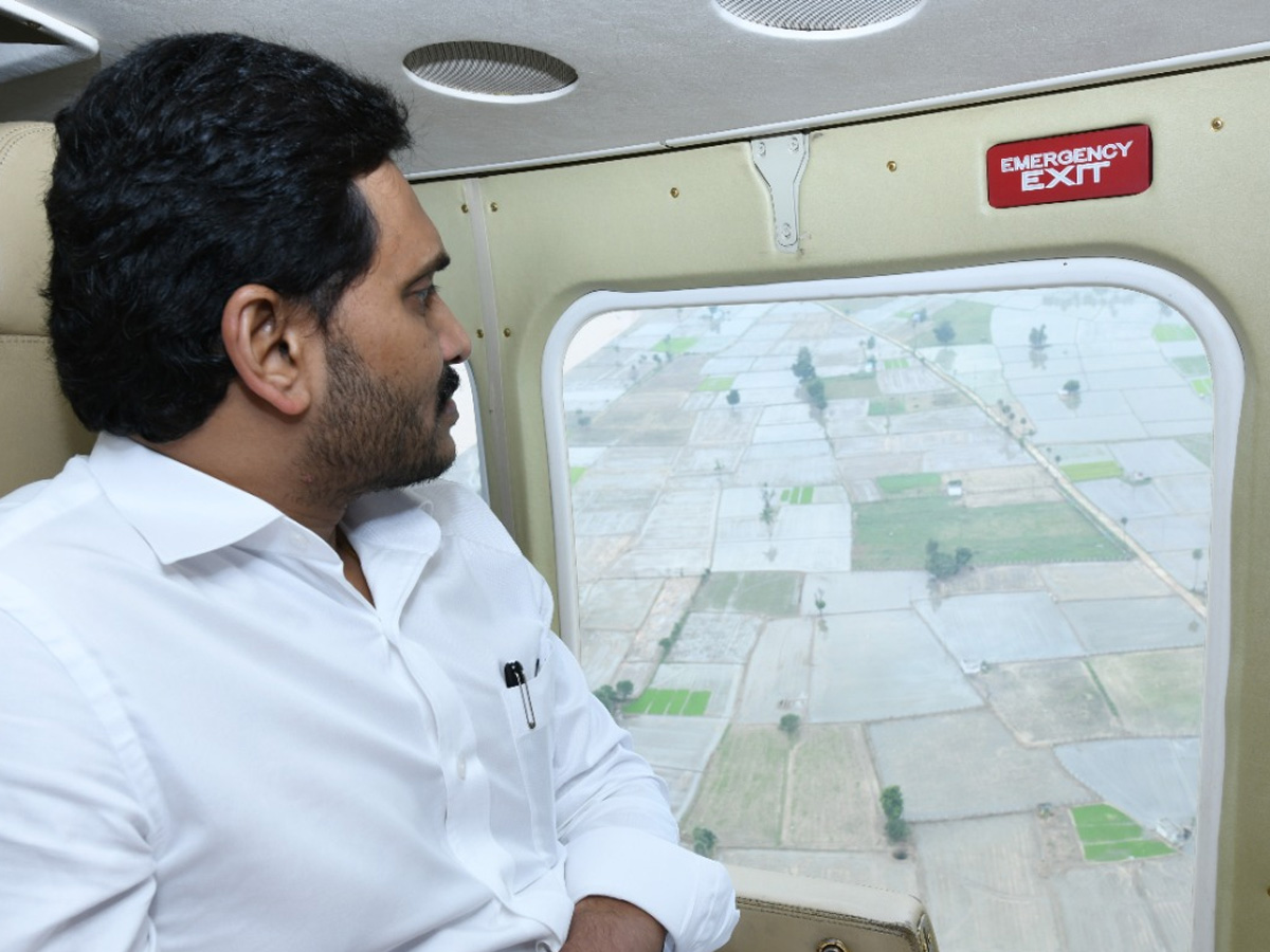 AP CM YS Jagan Mohan Reddy Aerial Survey On Flood Affected Areas Photo Gallery - Sakshi7