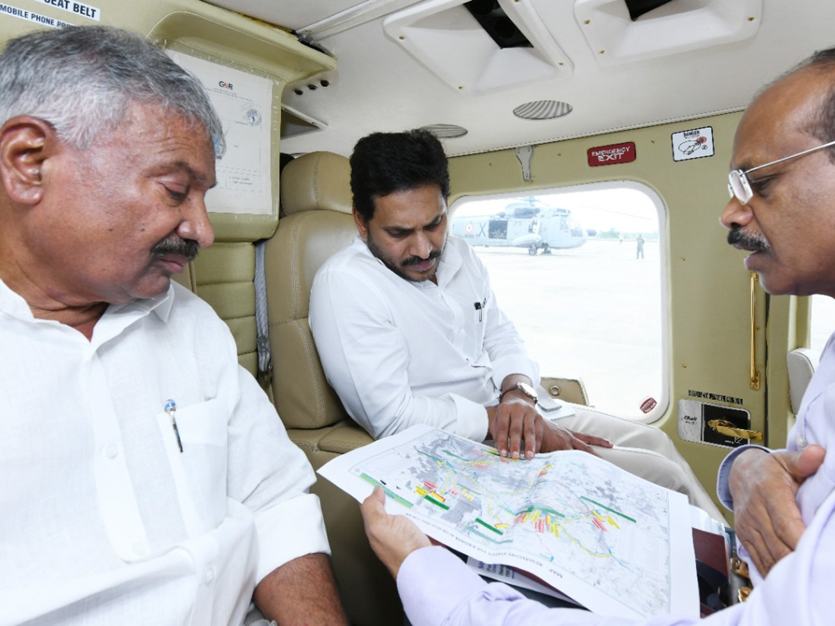 AP CM YS Jagan Mohan Reddy Aerial Survey On Flood Affected Areas Photo Gallery - Sakshi8