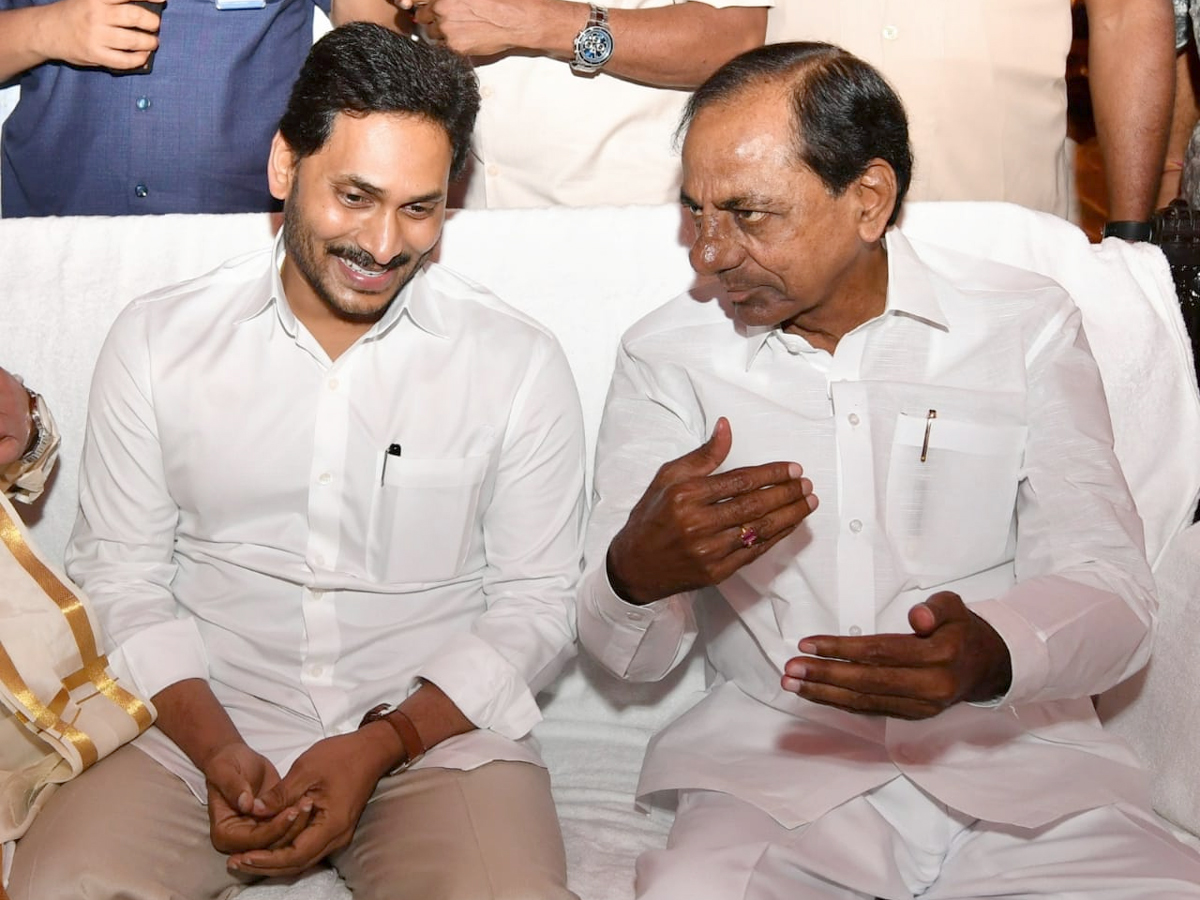 CM YS Jagan & CM KCR Attends Speaker Pocharam Srinivas Reddy Grand Daughter Marriage Photo Gallery - Sakshi6