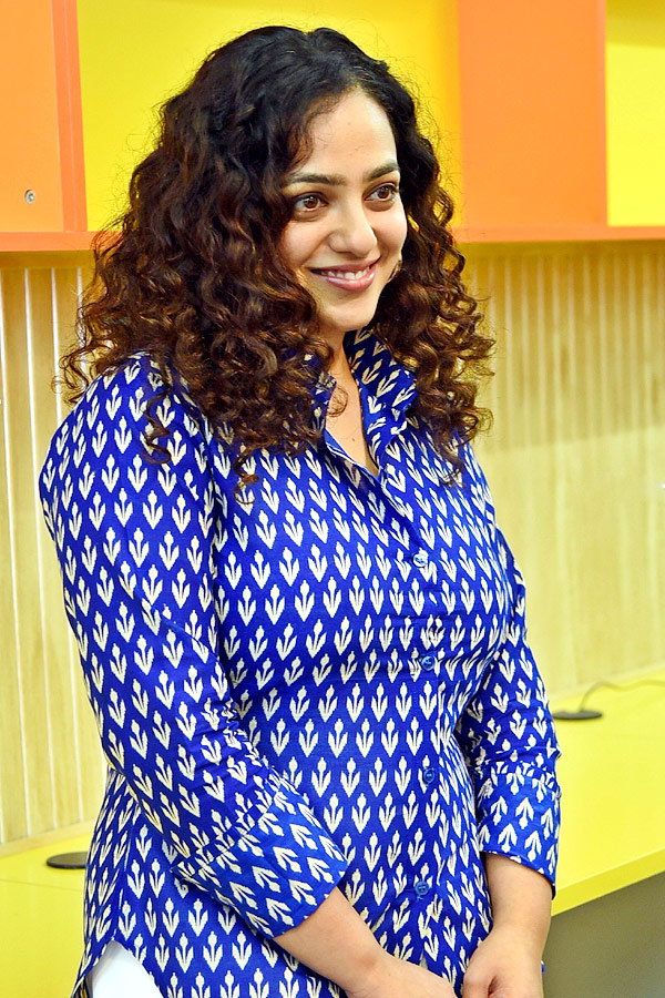 Actress Nithya Menen Photo Gallery - Sakshi10