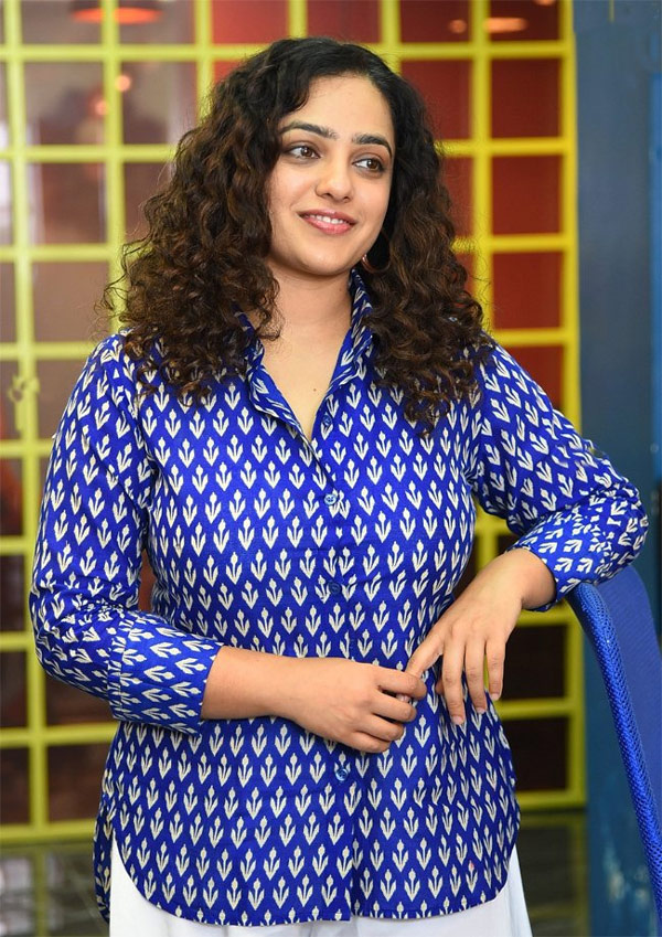 Actress Nithya Menen Photo Gallery - Sakshi12