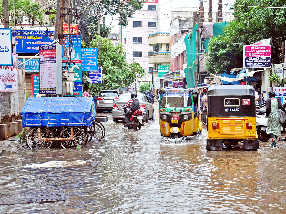 Heavy Rains In Nellore District Photo Gallery - Sakshi17