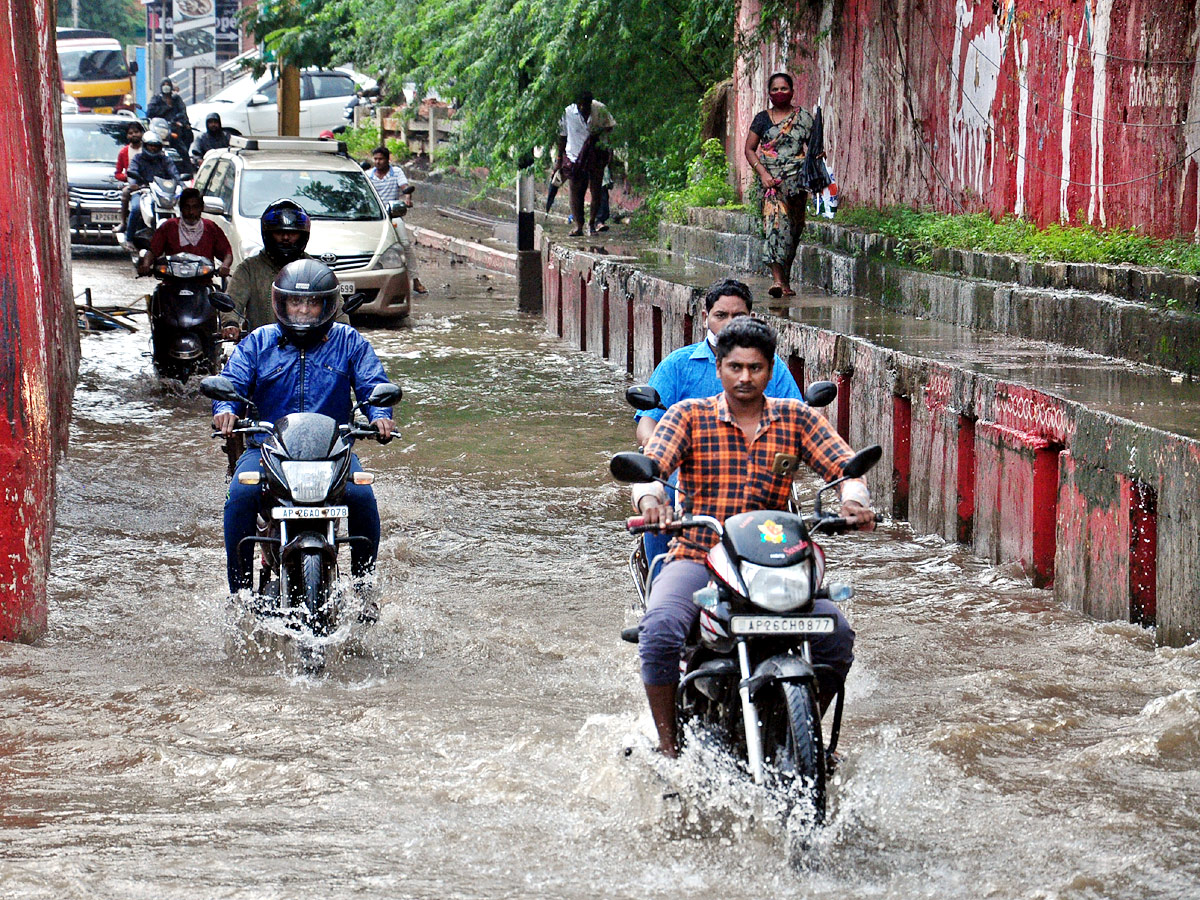 Heavy Rains In Nellore District Photo Gallery - Sakshi4