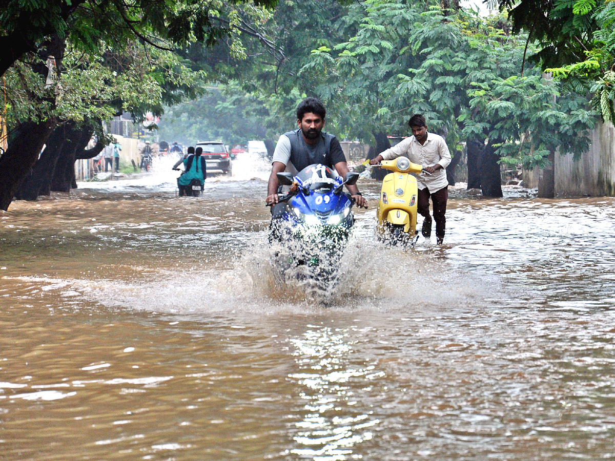 Heavy Rains In Nellore District Photo Gallery - Sakshi8