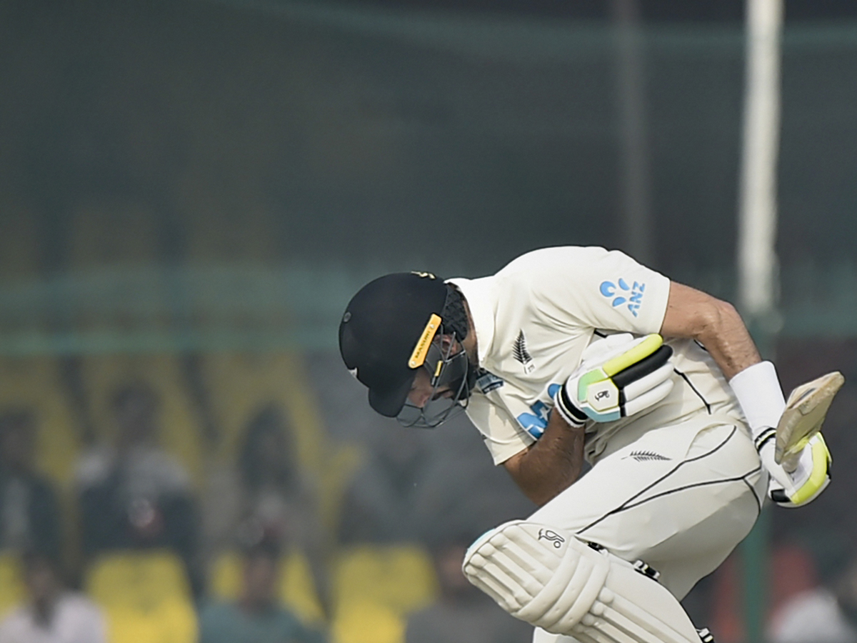 India and New Zealand First Test ends in draw at Kanpur Photo Gallery - Sakshi11