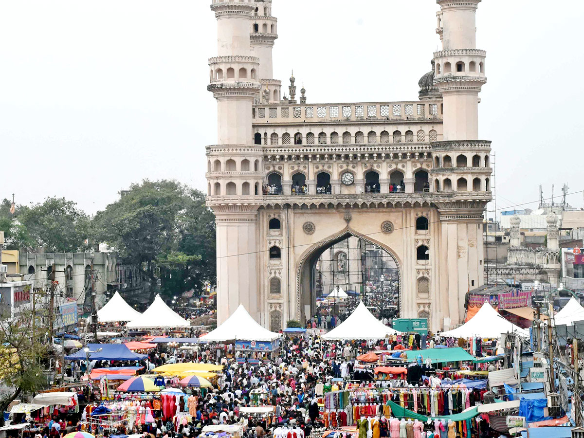 Sunday Funday at Tank Bund And Charminar Photo Gallery - Sakshi22