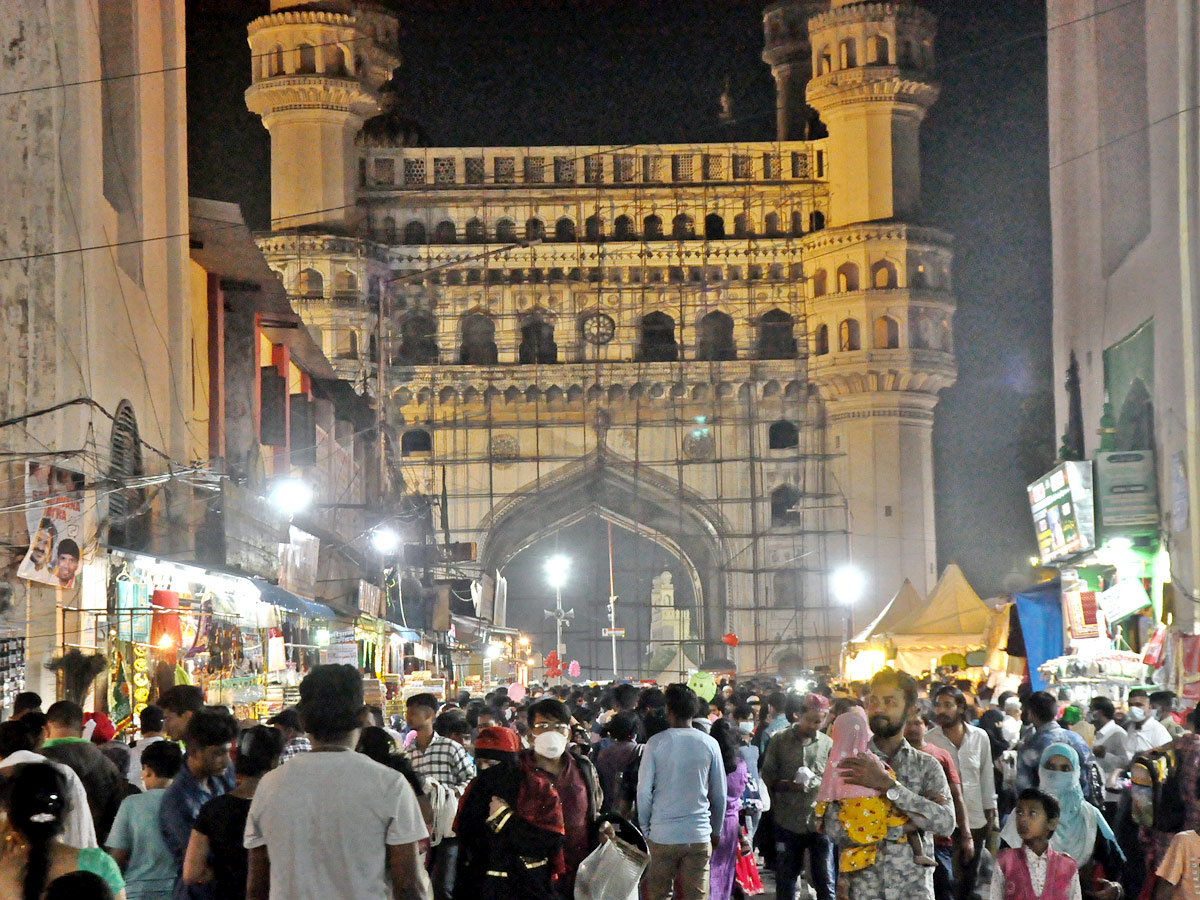 Sunday Funday at Tank Bund And Charminar Photo Gallery - Sakshi23