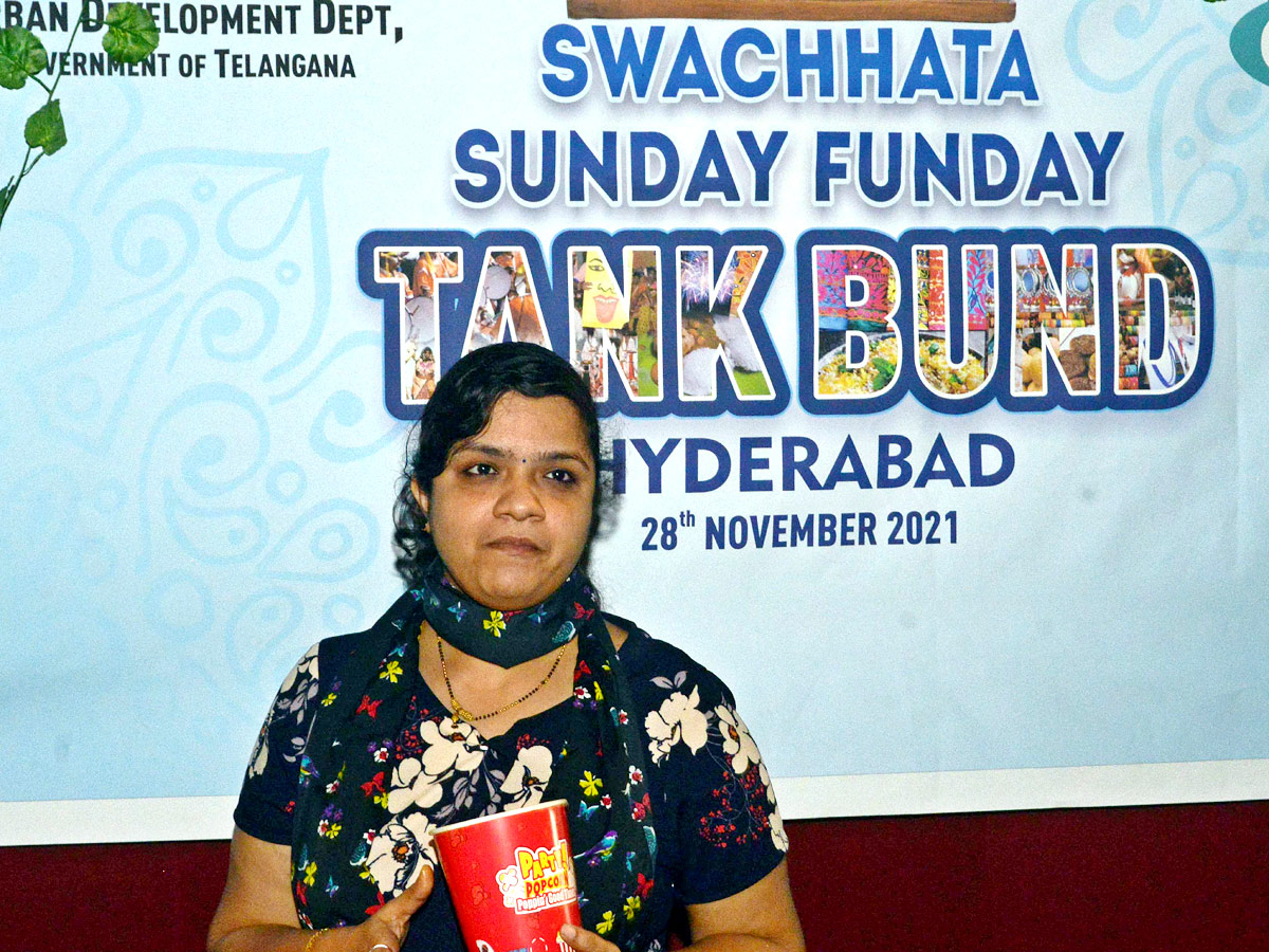 Sunday Funday at Tank Bund And Charminar Photo Gallery - Sakshi9