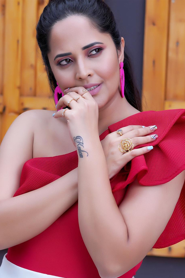 Photos :Anasuya Bharadwaj Photo Gallery  - Sakshi11