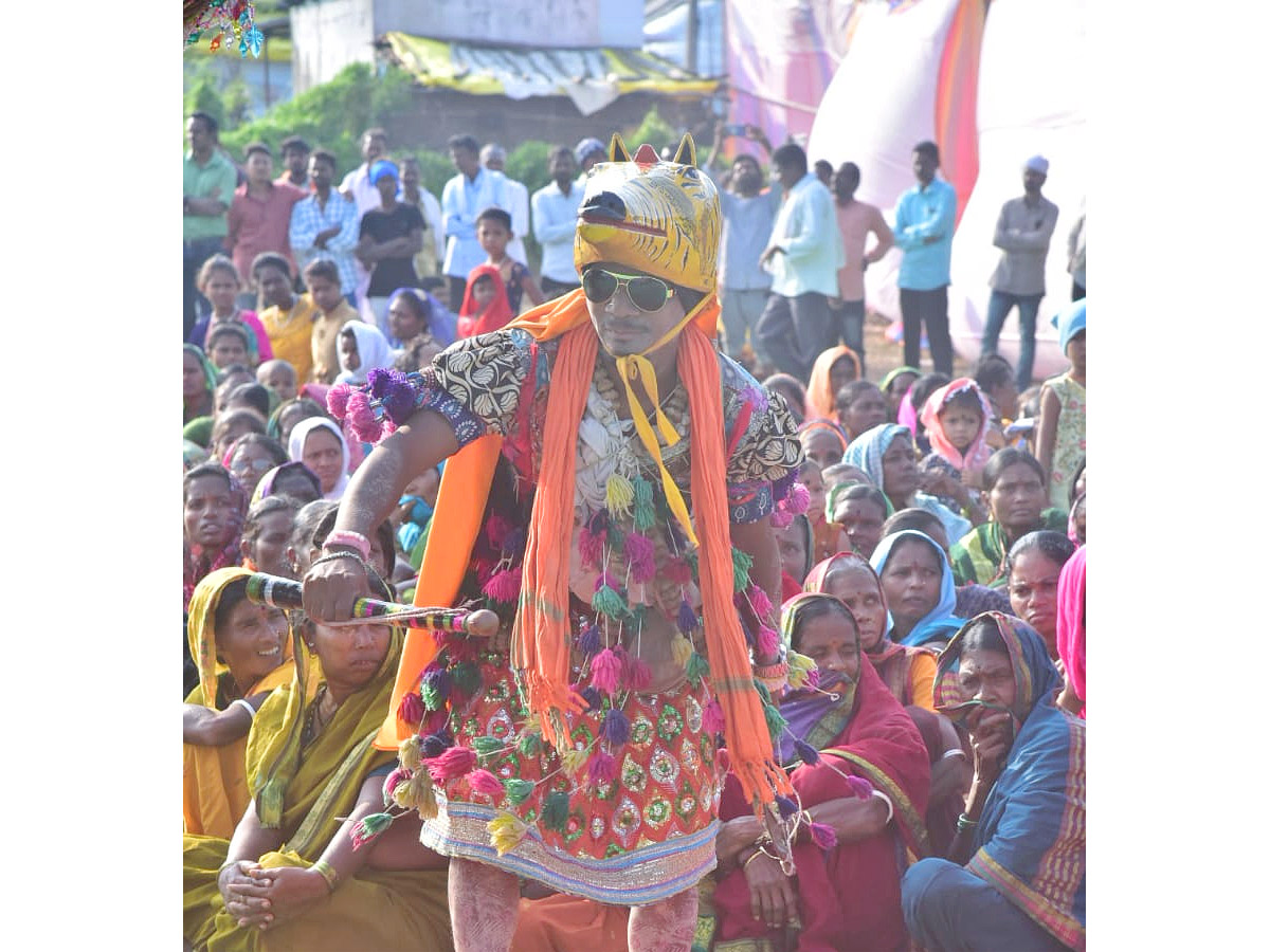 Adivasi Dandari Festival Celebrations In Adilabad Photo Gallery - Sakshi6