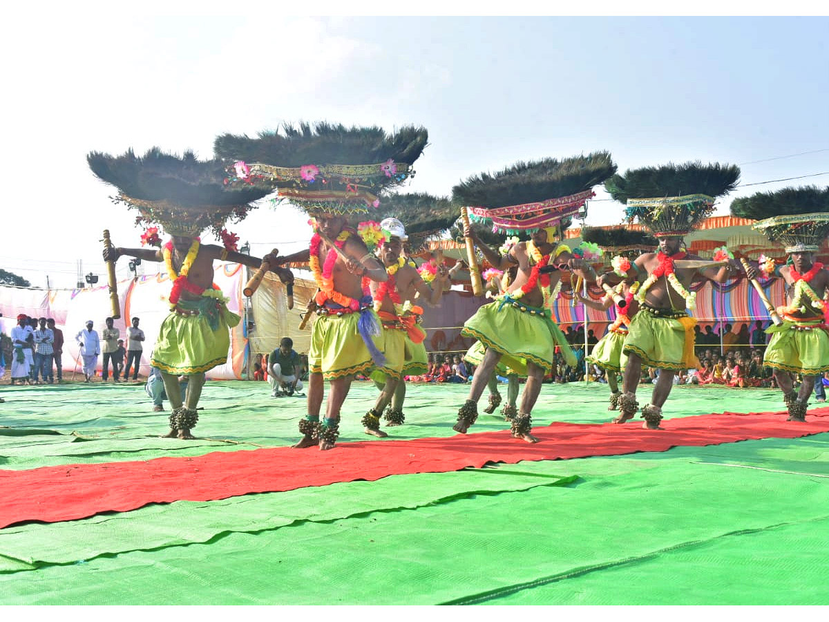 Adivasi Dandari Festival Celebrations In Adilabad Photo Gallery - Sakshi7