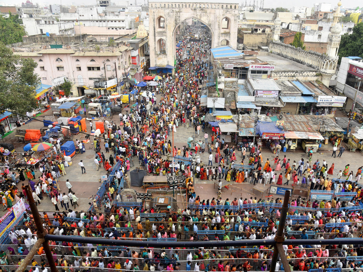 Devotees Rush To Bhagyalakshmi Temple Photo Gallery - Sakshi6