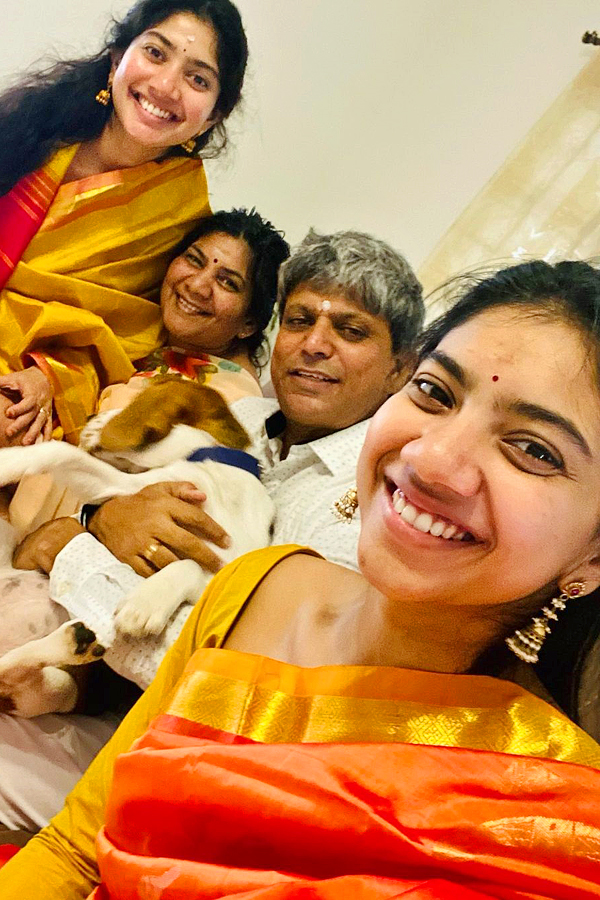 Tollywood Actors Diwali Celebrations 2021 HD Photos - Sakshi3