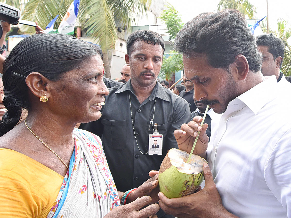 CM YS Jagan Praja Sankalpa Yatra Photos - Sakshi13