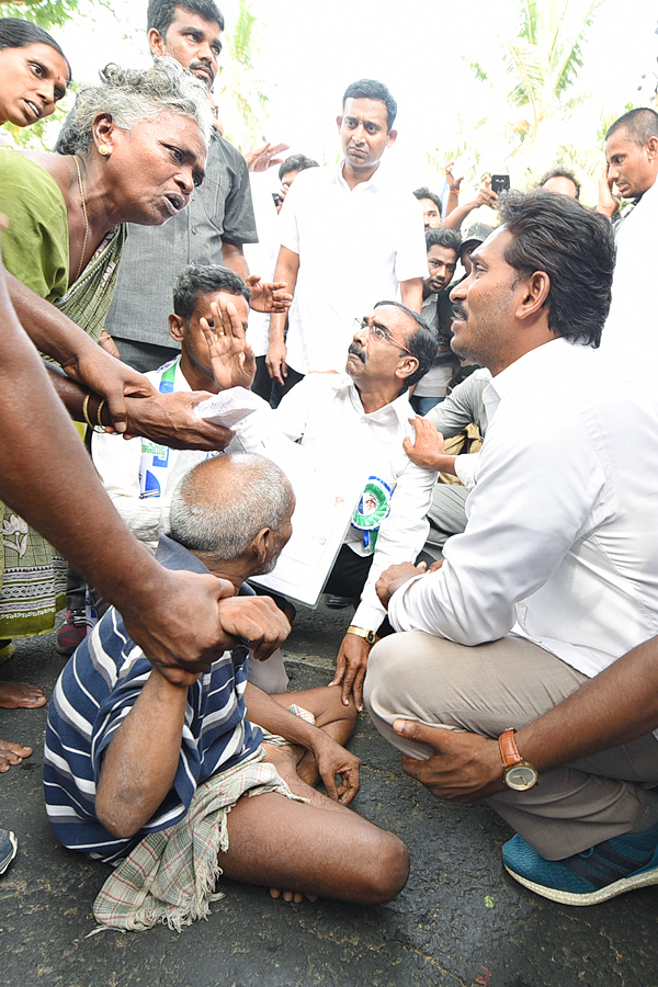 CM YS Jagan Praja Sankalpa Yatra Photos - Sakshi32