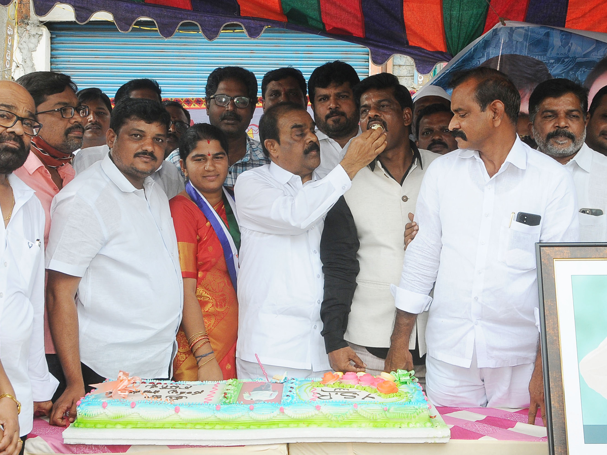 CM YS Jagan 4th Year Padayatra Celebrations Photo Gallery - Sakshi12